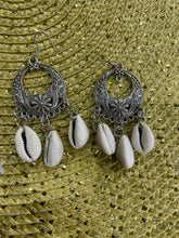 Load image into Gallery viewer, Silver Cowrie
