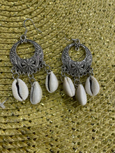Load image into Gallery viewer, Silver Cowrie
